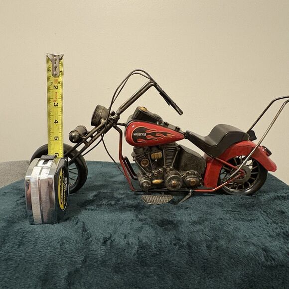Vintage Retro Style Tin Metal Model Red Chopper Motorcycle Decor - Picture 14 of 14